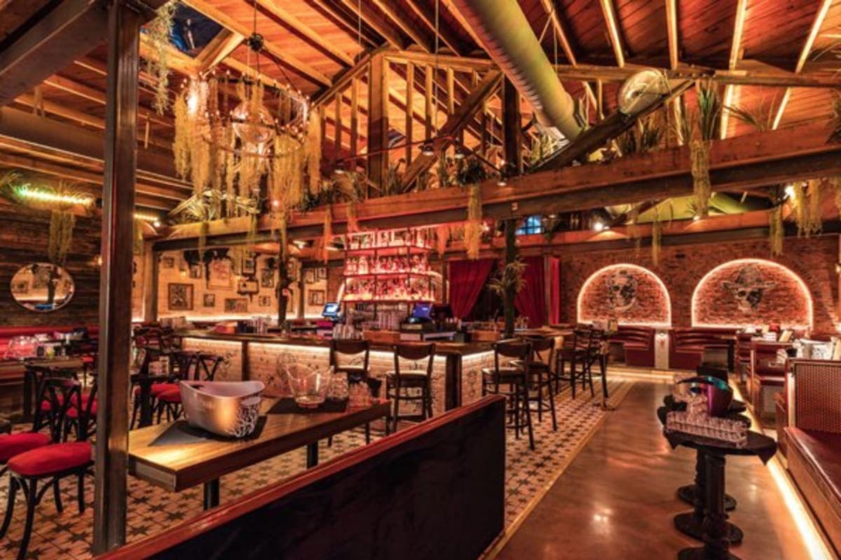 Cosanostra Nightclub