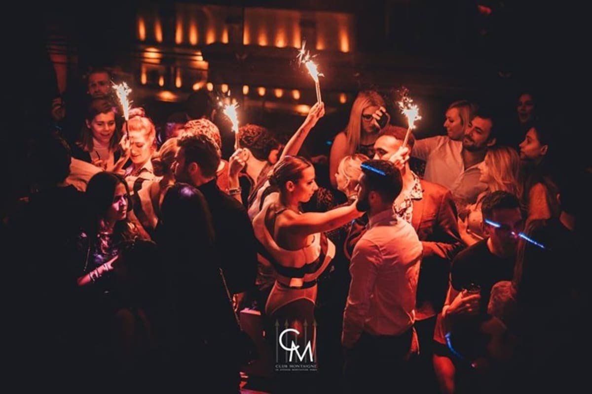 Maison Blanche Club Montaigne